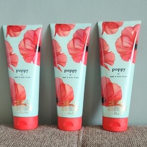 Bath & Body Works Poppy Body Lotion - Red and Mint